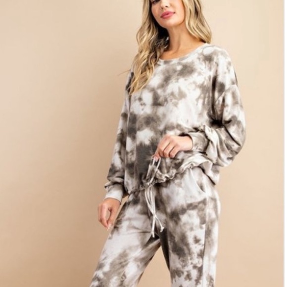 🌪MONOCHROME🌪TIE DYE 2 PIECE SET - Picture 3 of 4